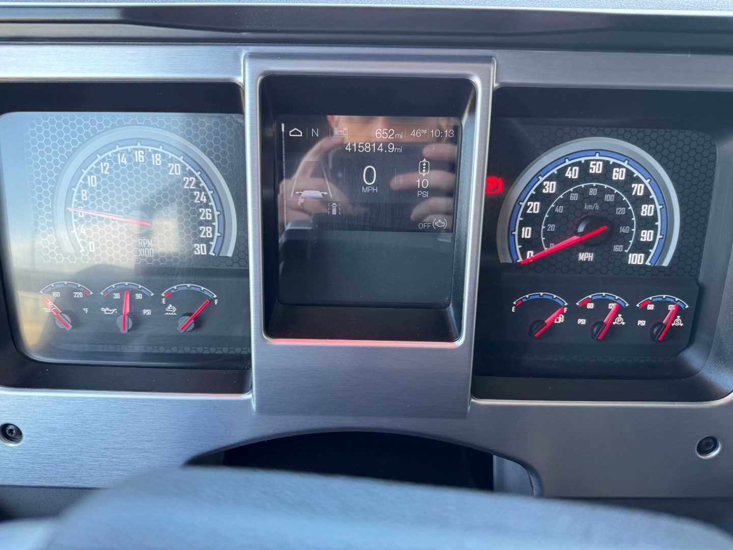 Used 2023 Mack Pinnacle - image 15